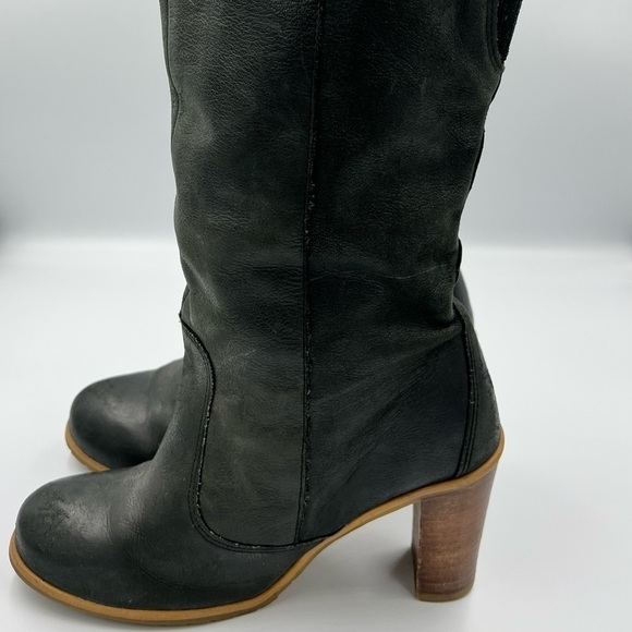 LEVI’S Leather Knee High Heeled Boots - Picture 16 of 17